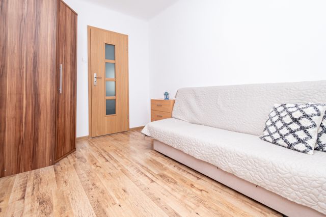 Mieszkanie 3-pokojowe Kalisz, ul. Graniczna. Zdjęcie 2