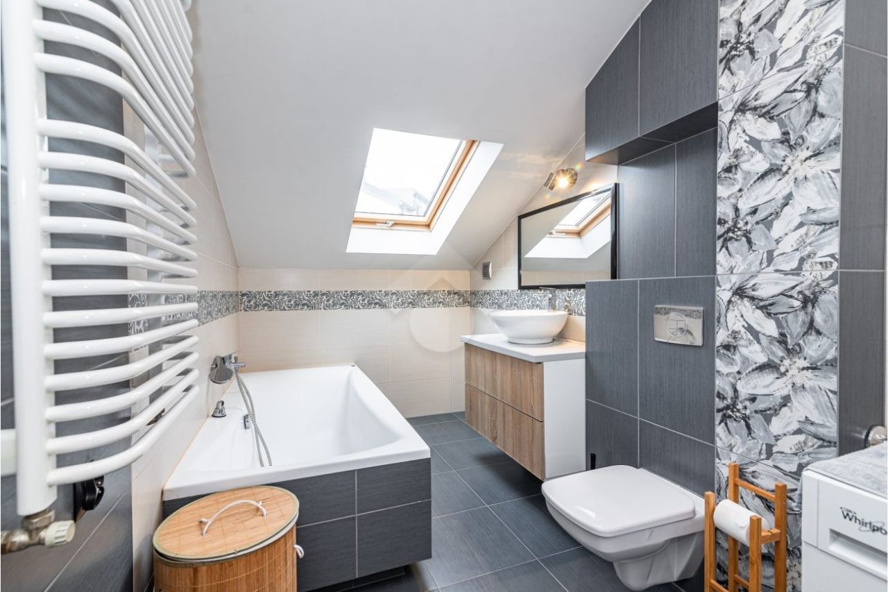 Mieszkanie 3-pokojowe Kraków Kurdwanów, ul. Cechowa. Zdjęcie 4