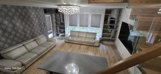 Mieszkanie 4-pokojowe Mierzyn. Zdjęcie 1