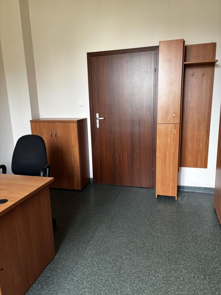 Biuro Ruda Śląska Ruda, ul. Szyb Walenty. Zdjęcie 3