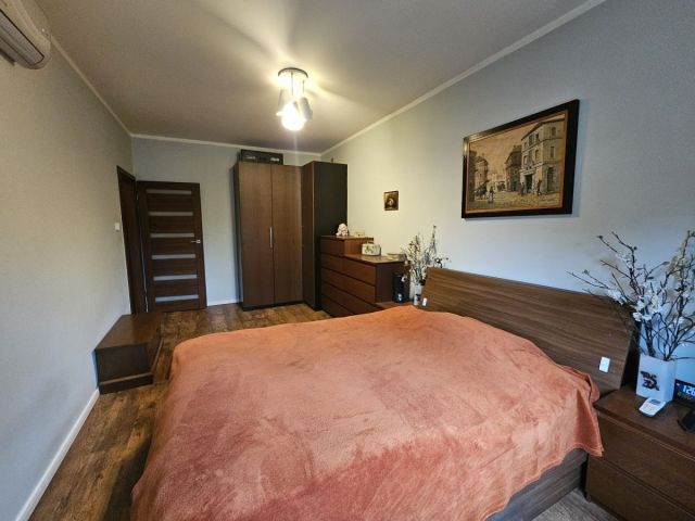 dom szeregowy, 5 pokoi Łódź Bałuty, ul. Rojna. Zdjęcie 10