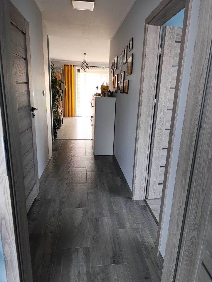 Mieszkanie 4-pokojowe Świebodzice. Zdjęcie 2