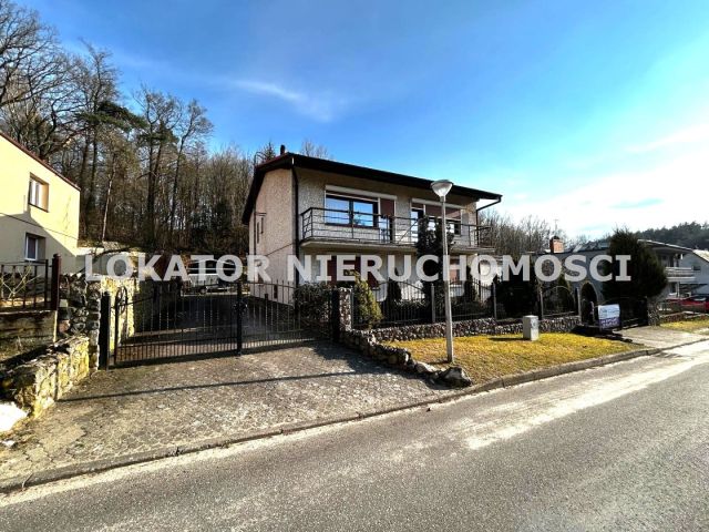 dom wolnostojący, 5 pokoi Kaczory. Zdjęcie 3