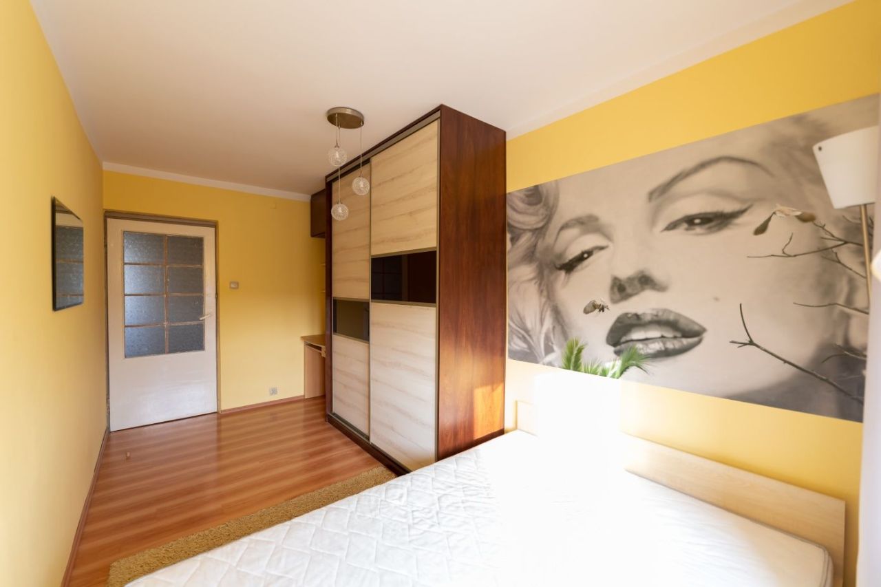 Mieszkanie 3-pokojowe Żagań. Zdjęcie 4