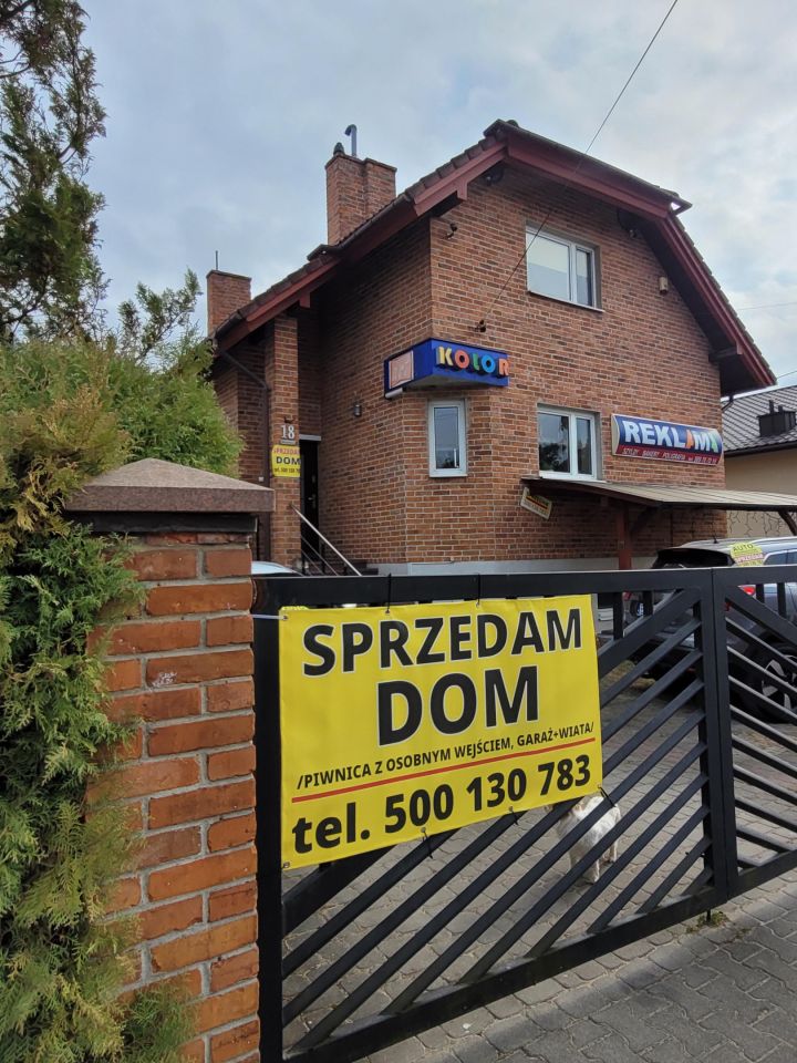 dom wolnostojący, 4 pokoje Sulejów Podklasztorze, ul. Kazimierza Jagiellończyka. Zdjęcie 1