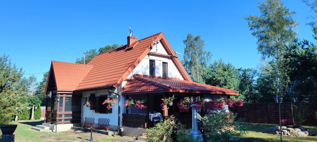 dom wolnostojący, 4 pokoje Różanna. Zdjęcie 1