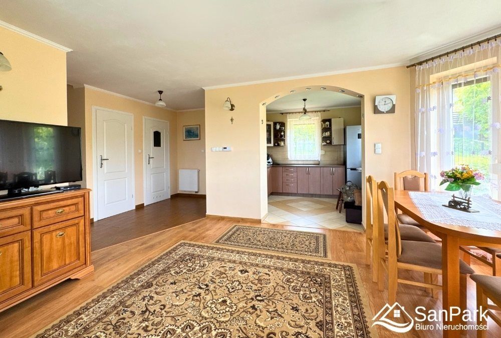 dom wolnostojący, 5 pokoi Lesko. Zdjęcie 8