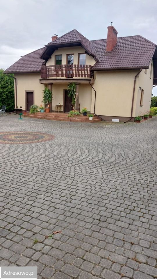 dom wolnostojący, 6 pokoi Poradów. Zdjęcie 2