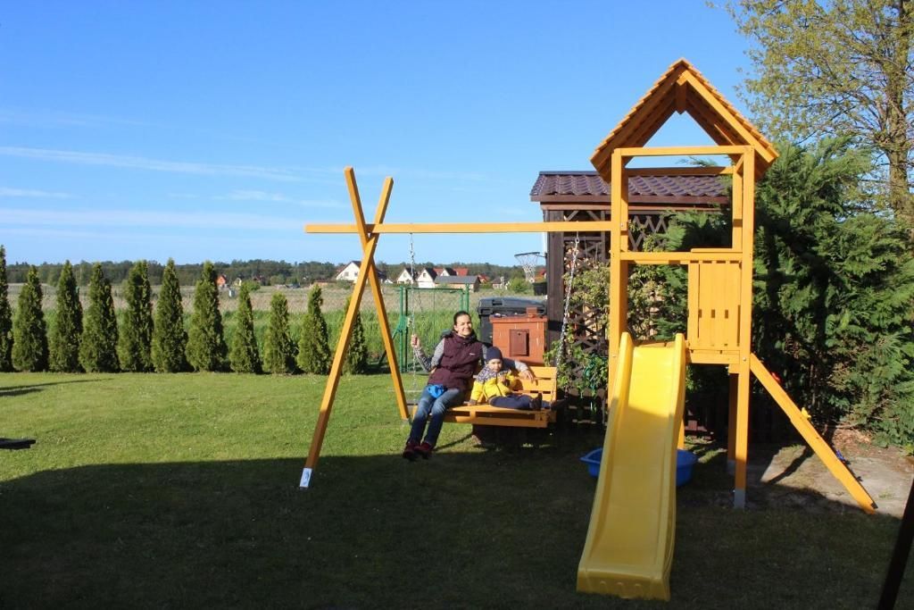 dom wolnostojący, 10 pokoi Nowęcin, ul. Słoneczna. Zdjęcie 9