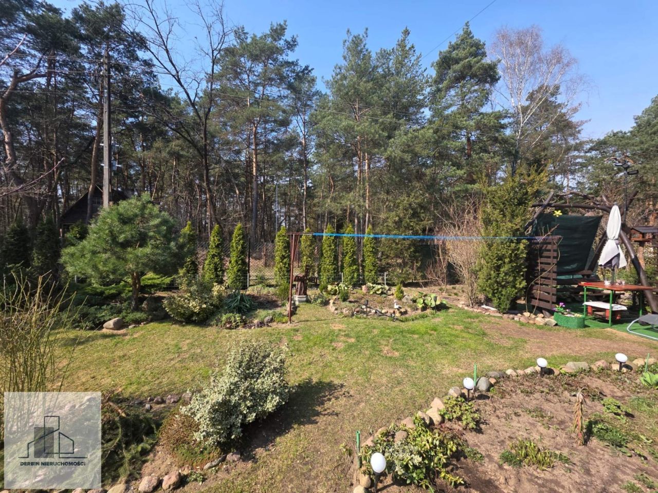 dom wolnostojący, 4 pokoje Poddębie. Zdjęcie 14