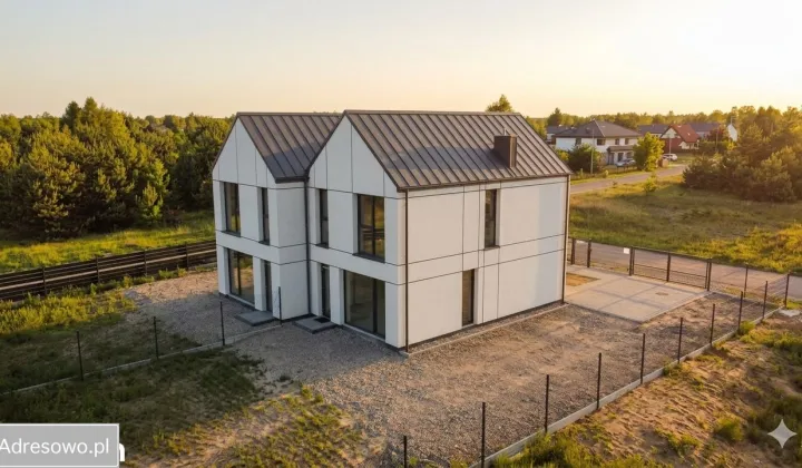 bliźniak, 5 pokoi Dosin, ul. Hortensji