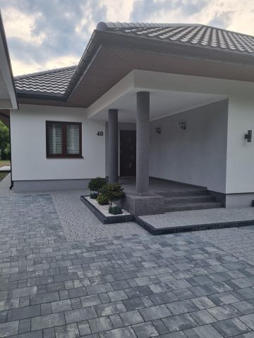 dom wolnostojący, 3 pokoje Bełchatów, ul. Kątna. Zdjęcie 1