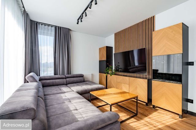 Mieszkanie 4-pokojowe Kołobrzeg, ul. Krzysztofa Kolumba. Zdjęcie 1