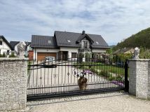 dom wolnostojący, 6 pokoi Wojcieszów. Zdjęcie 1