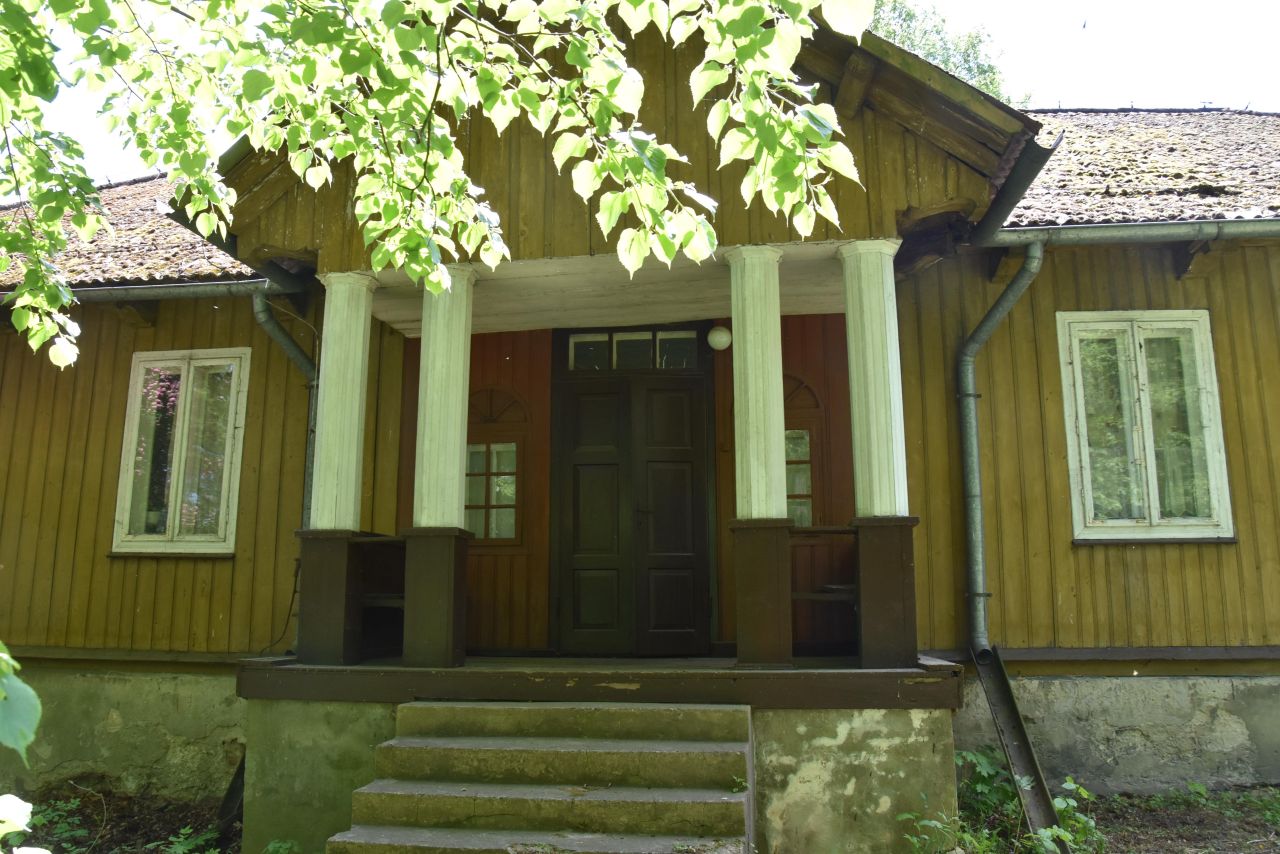 dom wolnostojący, 7 pokoi Tomaszów Mazowiecki Nagórzyce, ul. Starowiejska