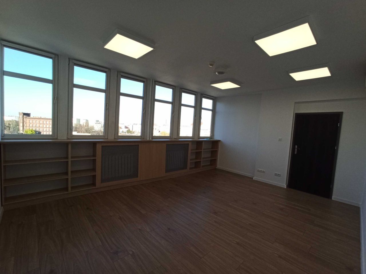 Biuro Wrocław Krzyki. Zdjęcie 4