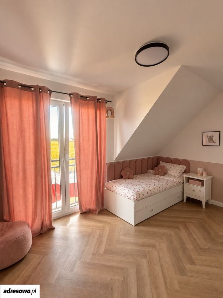 bliźniak, 4 pokoje Kurów. Zdjęcie 3