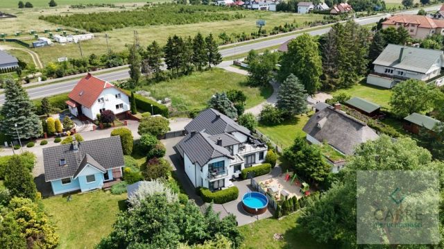 dom wolnostojący, 10 pokoi Dziwnówek, ul. Zdrojowa. Zdjęcie 2