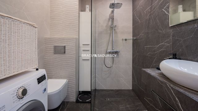 Mieszkanie 4-pokojowe Kraków Bieżanów, ul. Henryka i Karola Czeczów. Zdjęcie 8