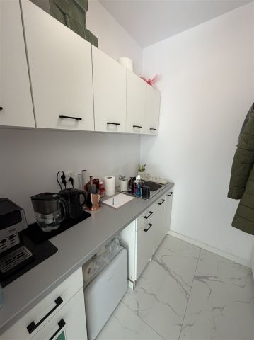 Lokal Katowice, ul. Rzepakowa. Zdjęcie 12