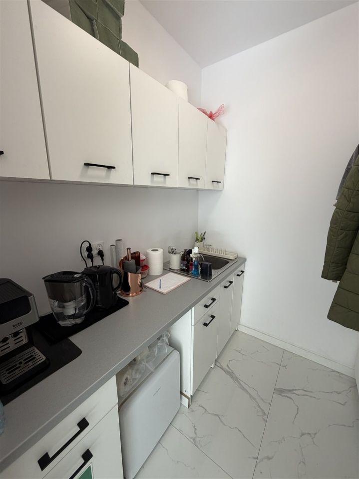 Lokal Katowice, ul. Rzepakowa. Zdjęcie 12