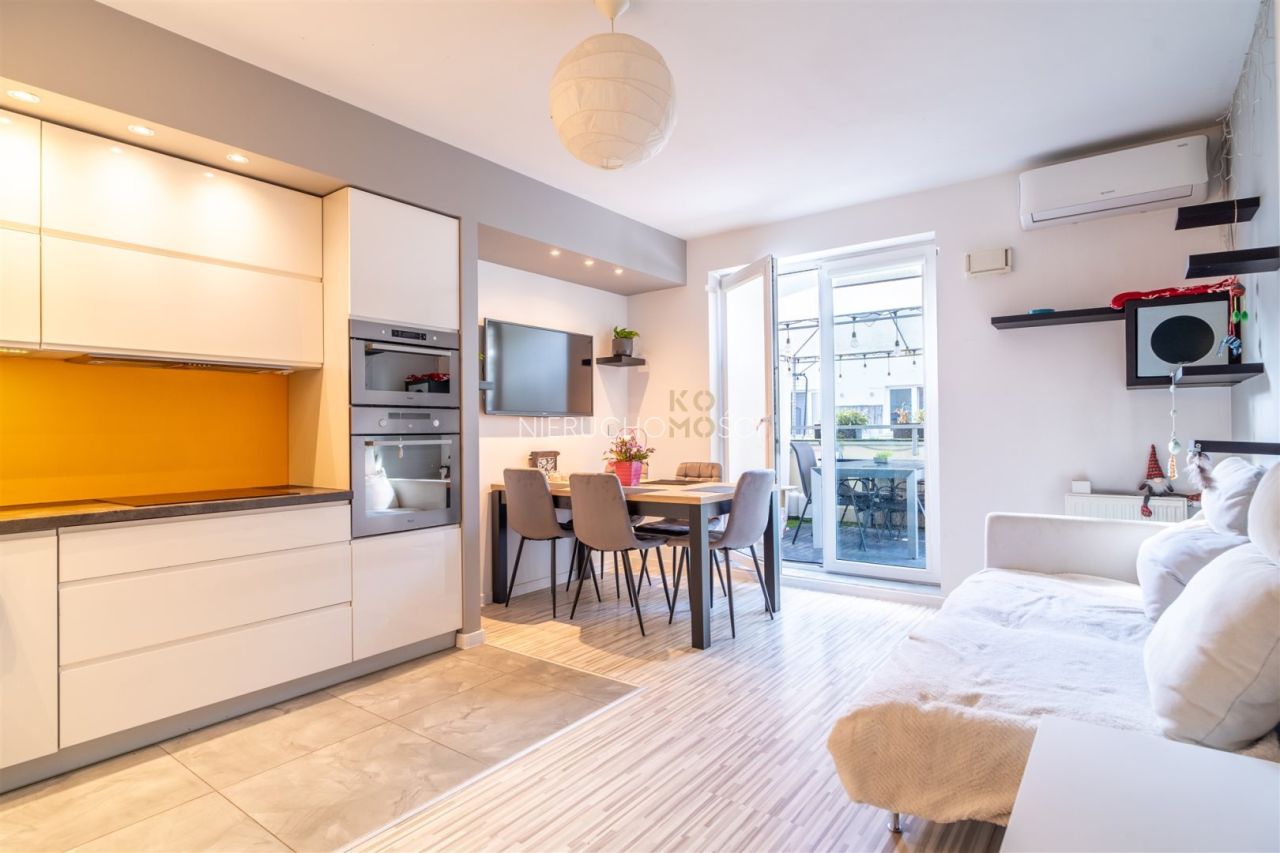 Mieszkanie 4-pokojowe Wrocław Fabryczna, ul. Królewiecka. Zdjęcie 3