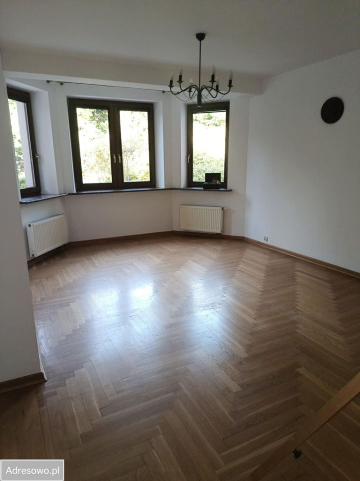 dom wolnostojący Skokówka, ul. Targowa. Zdjęcie 5