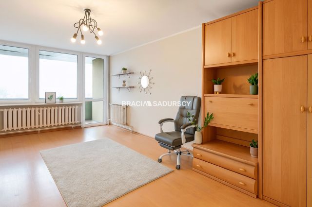 Mieszkanie 3-pokojowe Kraków, ul. ks. Piotra Ściegiennego. Zdjęcie 8