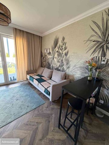 Mieszkanie 3-pokojowe Reda, ul. Witolda Lutosławskiego. Zdjęcie 1