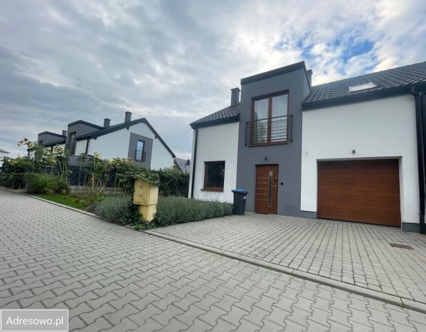 bliźniak, 4 pokoje Dąbrowa. Zdjęcie 1