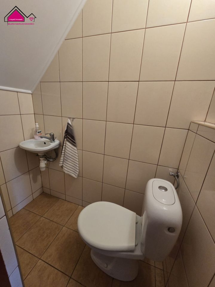 bliźniak, 5 pokoi Wilczyn. Zdjęcie 8