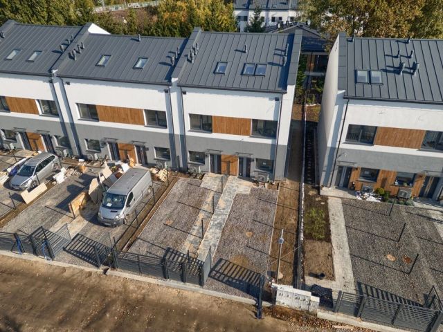 dom szeregowy, 5 pokoi Grodzisk Mazowiecki, ul. 3 Maja. Zdjęcie 20