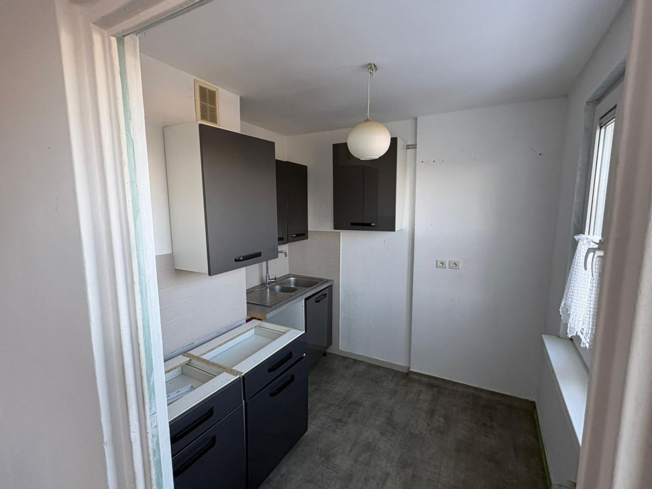 Mieszkanie 2-pokojowe Jelenia Góra Zabobrze, ul. Zygmunta Noskowskiego. Zdjęcie 8