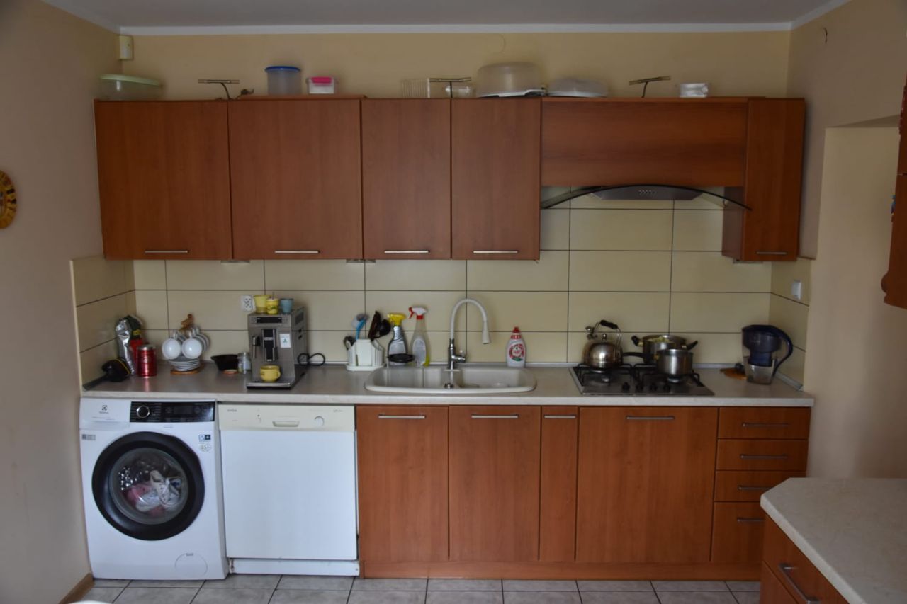 gospodarstwo, 6 pokoi Hucisko, ul. Kielecka. Zdjęcie 7
