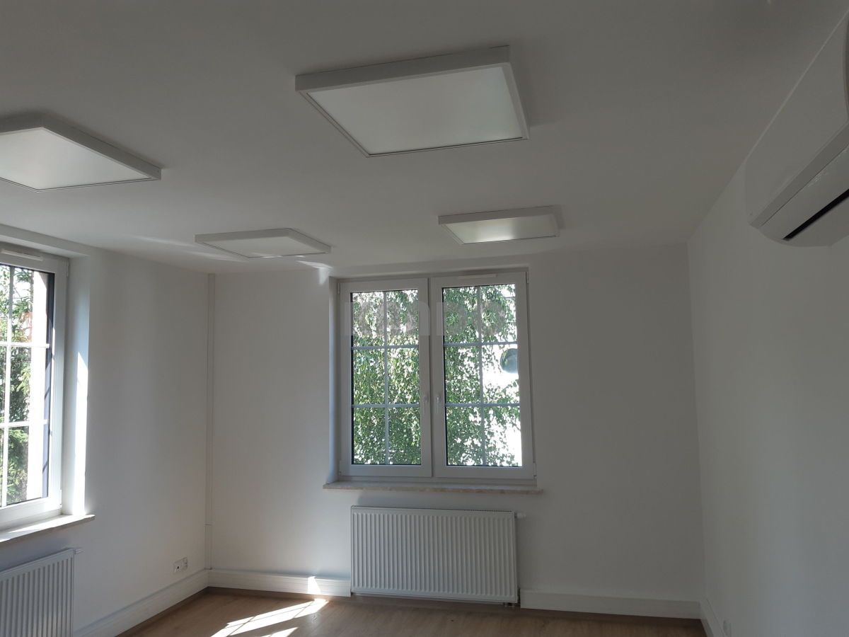 Biuro Wrocław Fabryczna. Zdjęcie 1