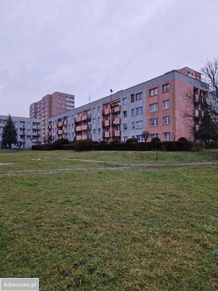 Mieszkanie 3-pokojowe Tychy, ul. Henryka Rodakowskiego. Zdjęcie 1