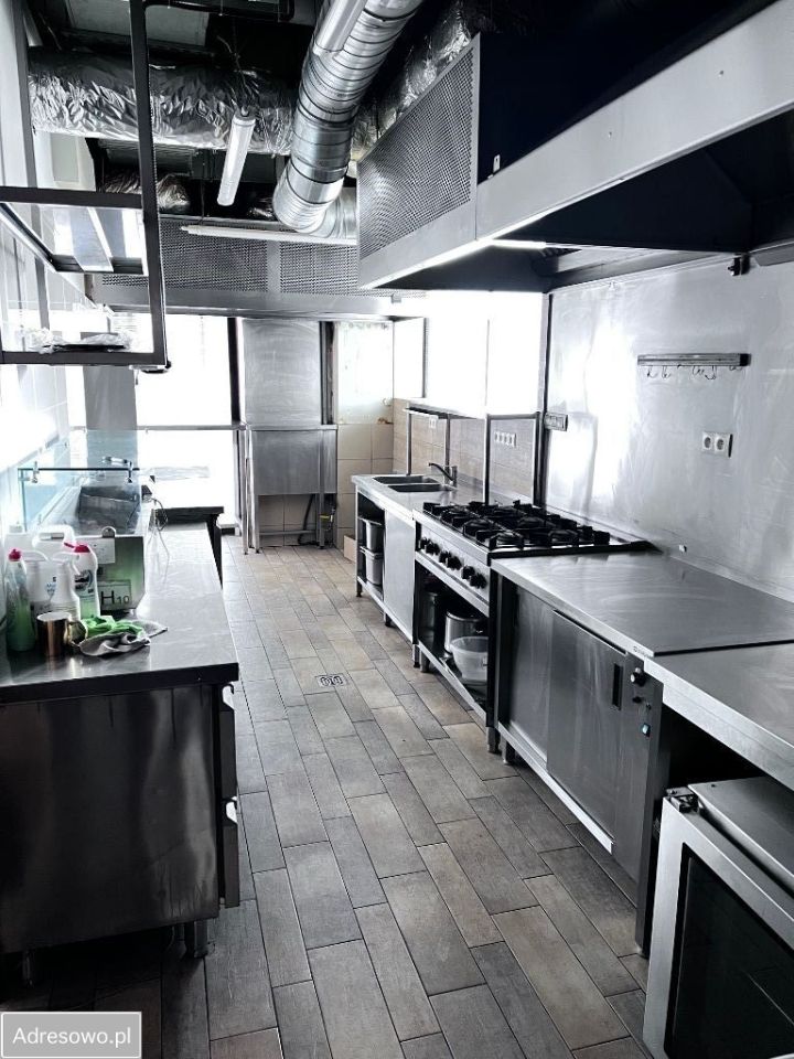 Lokal Katowice Kostuchna, ul. Arkadiusza Puchały. Zdjęcie 4