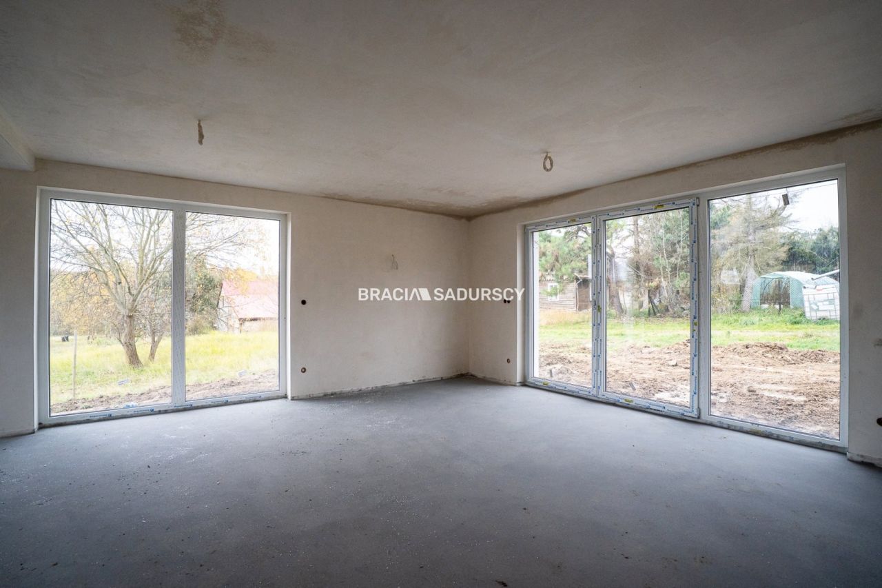 bliźniak, 6 pokoi Koźmice Wielkie. Zdjęcie 5