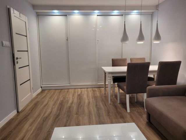 Mieszkanie 2-pokojowe Poznań Winiary, ul. Lazurowa. Zdjęcie 1