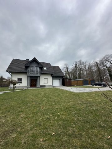 dom wolnostojący, 3 pokoje Tomaszów Bolesławiecki. Zdjęcie 1