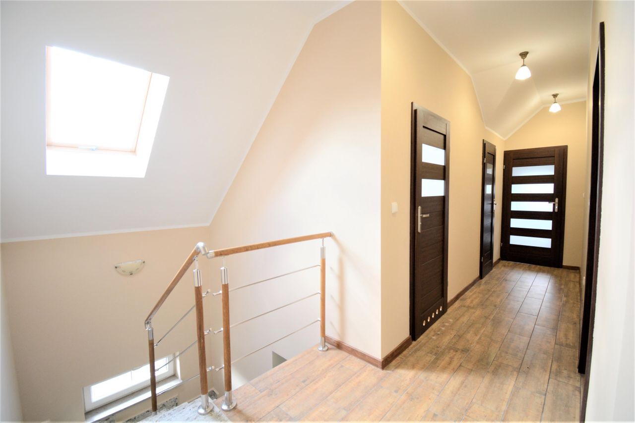 dom wolnostojący, 6 pokoi Grodziec Mały. Zdjęcie 16