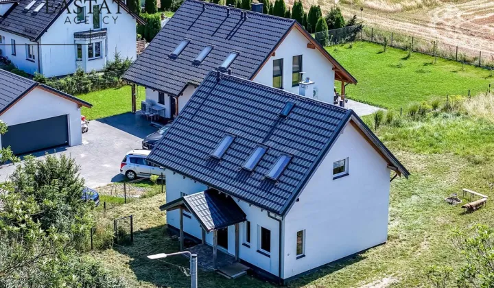 dom wolnostojący, 4 pokoje Stanisławowo