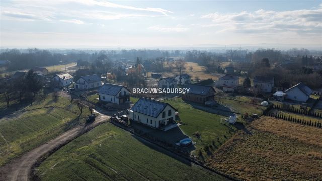 dom wolnostojący, 6 pokoi Kraków Nowa Huta, ul. Rumiankowa. Zdjęcie 20