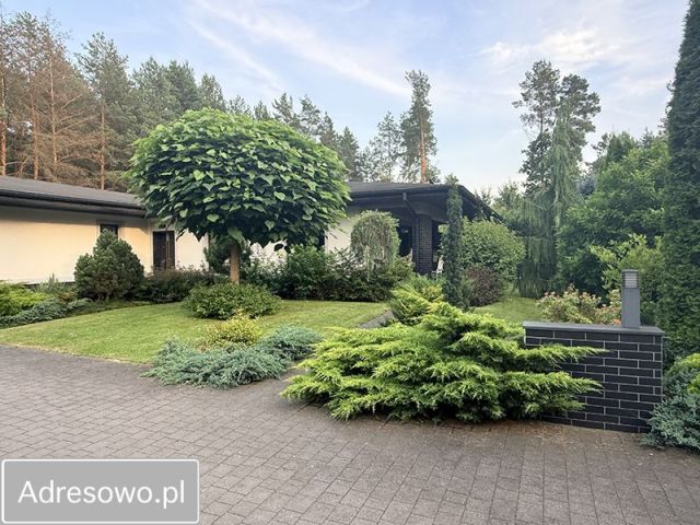 dom wolnostojący, 8 pokoi Wiązowna, ul. Modrzewiowa. Zdjęcie 3