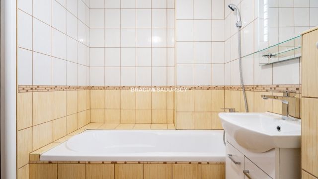 Mieszkanie 2-pokojowe Kraków Bieżanów, ul. Mała Góra. Zdjęcie 15