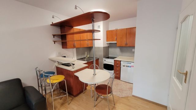 Mieszkanie 2-pokojowe Poznań Łazarz, ul. Franciszka Morawskiego. Zdjęcie 1