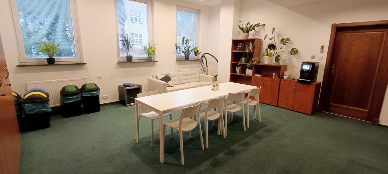 Biuro Warszawa Włochy, ul. Trzcinowa. Zdjęcie 11