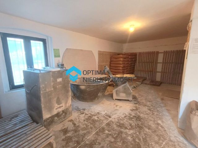 Lokal Szklarska Poręba, ul. Jedności Narodowej. Zdjęcie 12