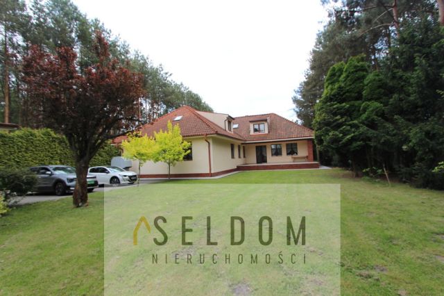 dom wolnostojący, 6 pokoi Licheń Stary. Zdjęcie 48