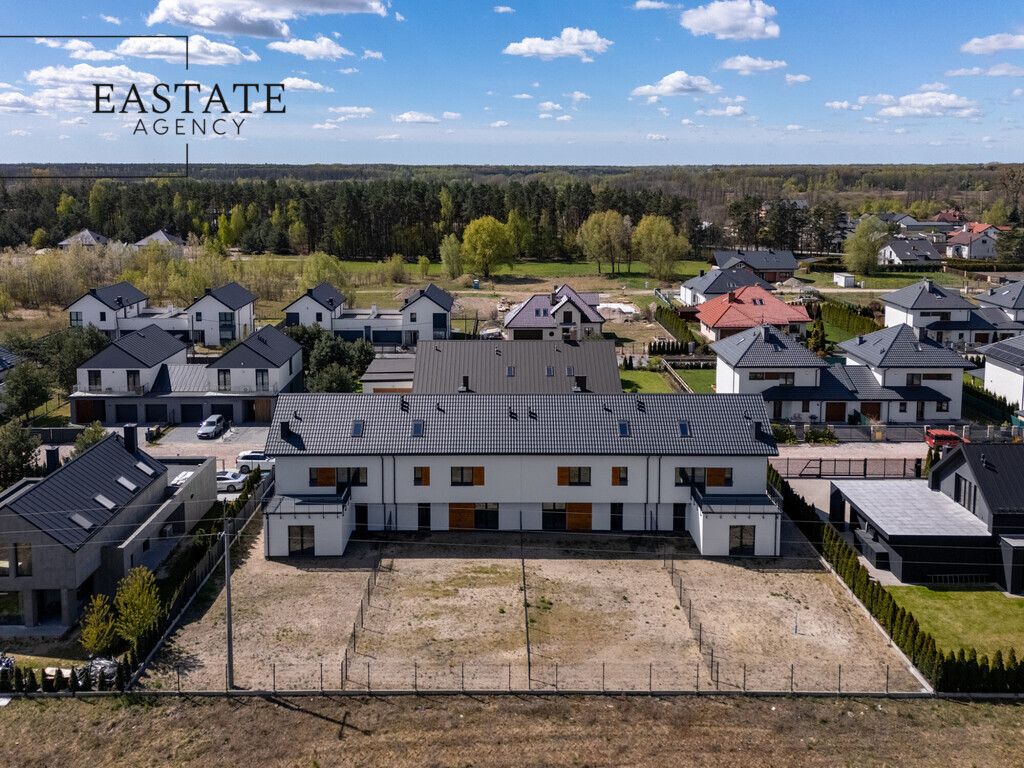 dom szeregowy, 4 pokoje Solec, ul. Konwalii. Zdjęcie 2